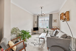 Lounge- click for photo gallery